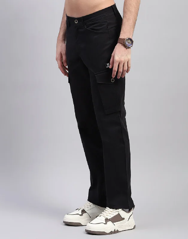 Men Black Solid Regular Fit Cargo