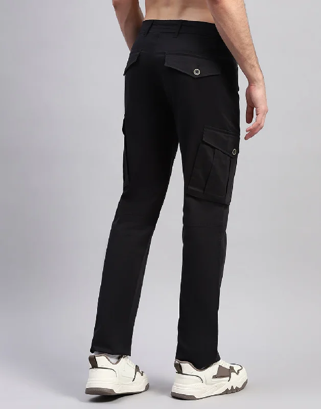 Men Black Solid Regular Fit Cargo