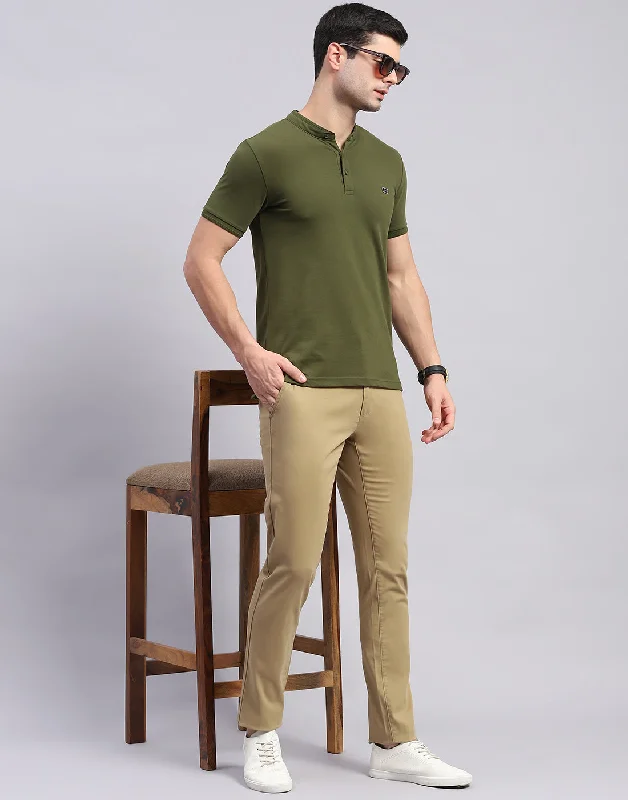 Men Khaki Solid Regular Fit Trouser