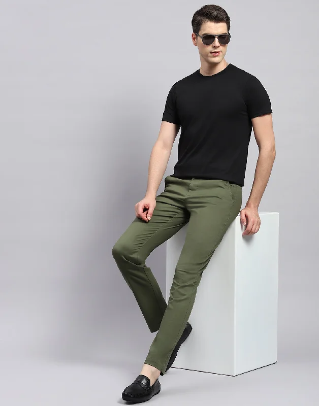 Men Olive Solid Regular Fit Trouser