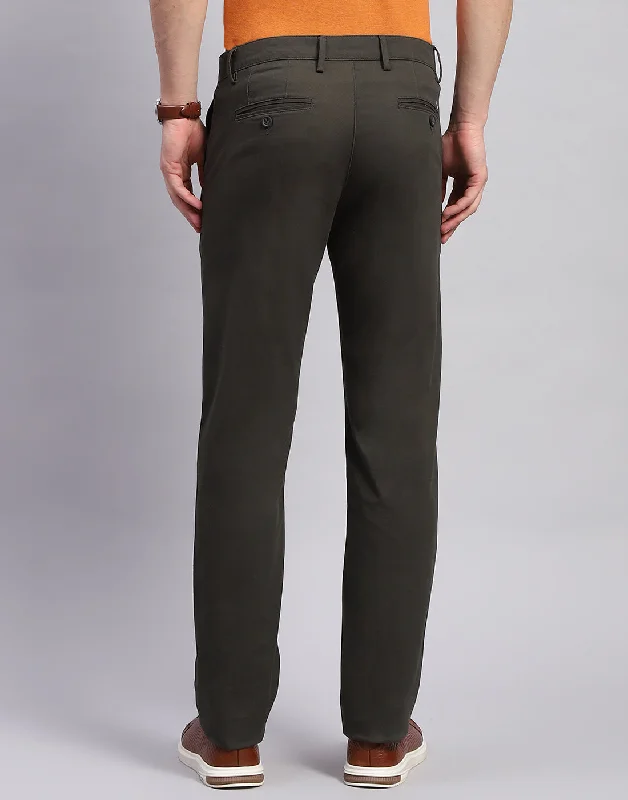 Men Olive Solid Regular Fit Trouser