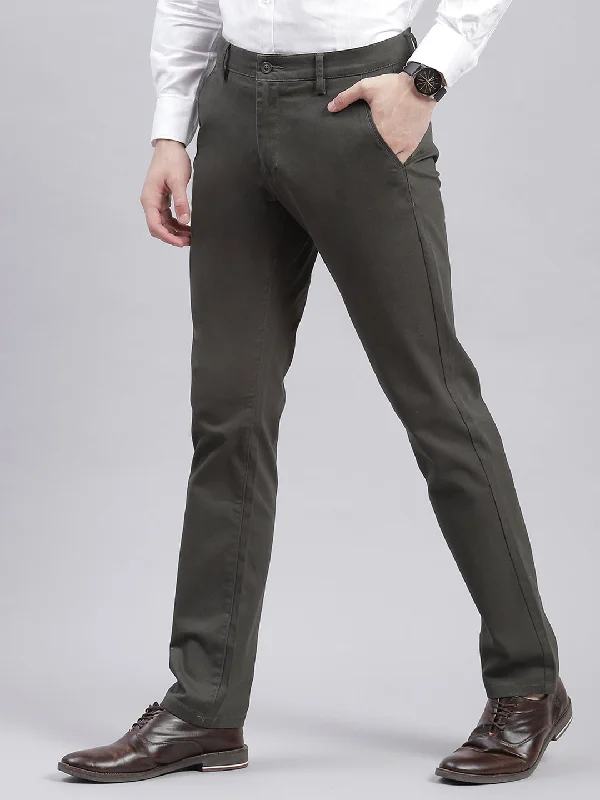 Men Olive Solid Regular Fit Trousers