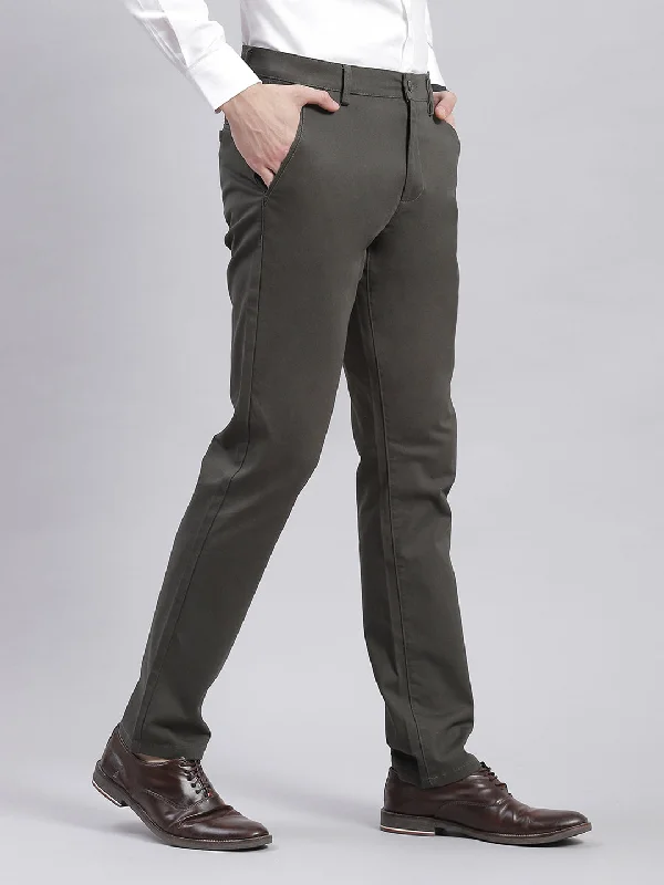 Men Olive Solid Regular Fit Trousers