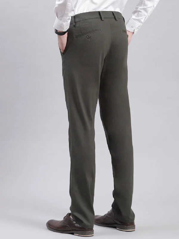 Men Olive Solid Regular Fit Trousers