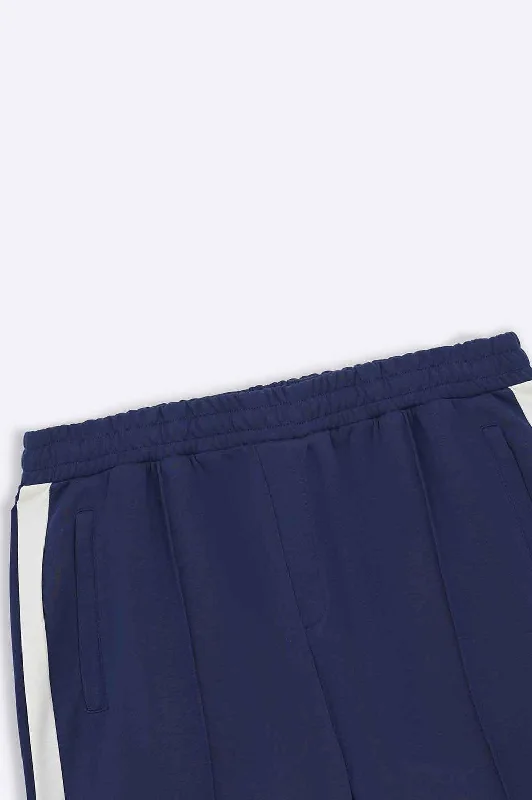 SHORTS WITH SIDE PANEL