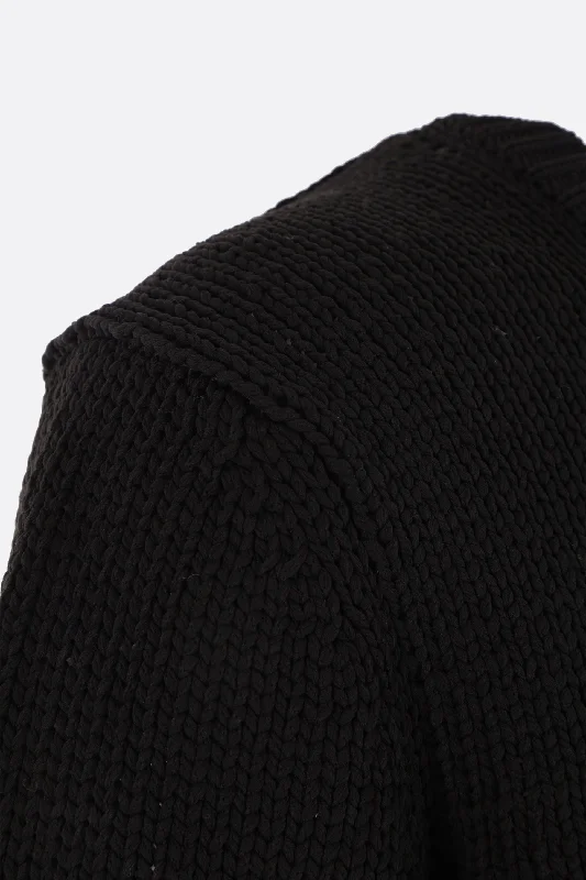 cable-detailed knit pullover